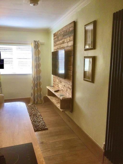 Henwick House Beautiful Flat,Private Parking, Short Walk To Town Apartman Ludlow Kültér fotó