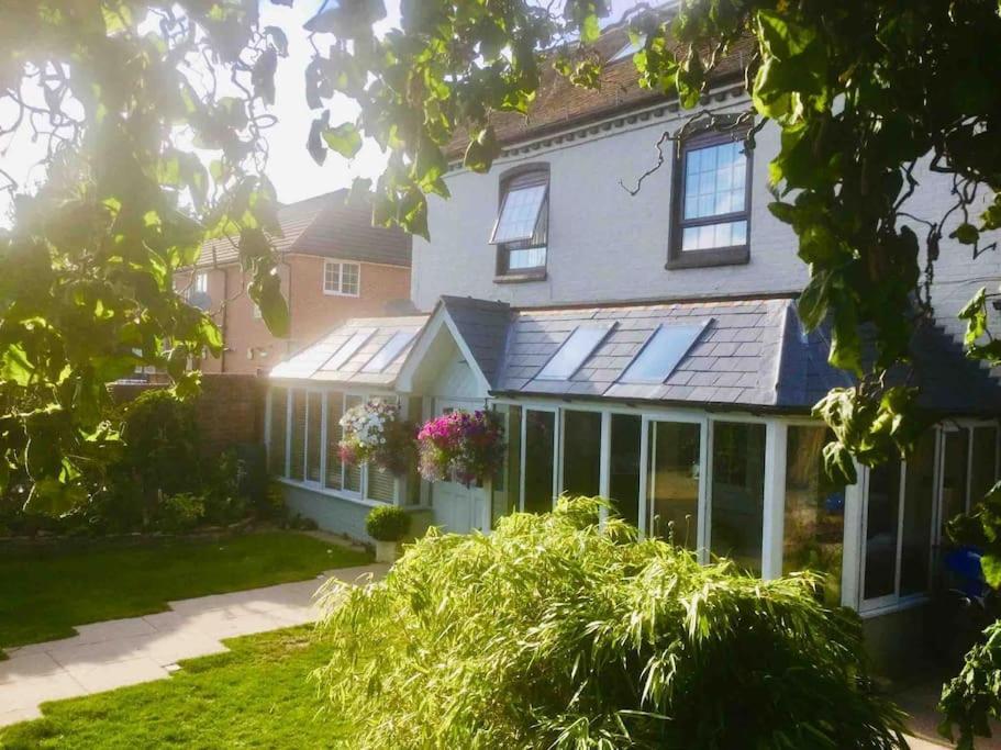 Henwick House Beautiful Flat,Private Parking, Short Walk To Town Apartman Ludlow Kültér fotó